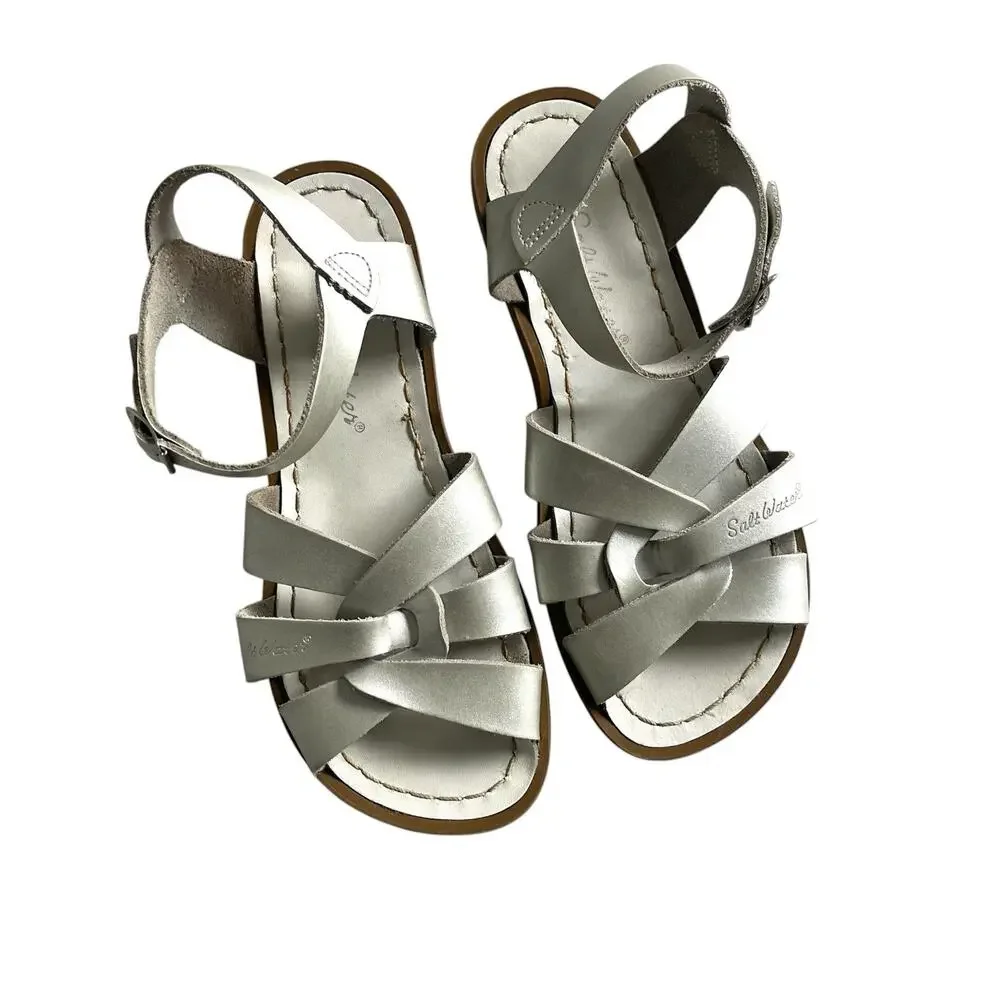 Salt Water Sandals The Original Silver Leather big Kid Size 3 Summer comfy